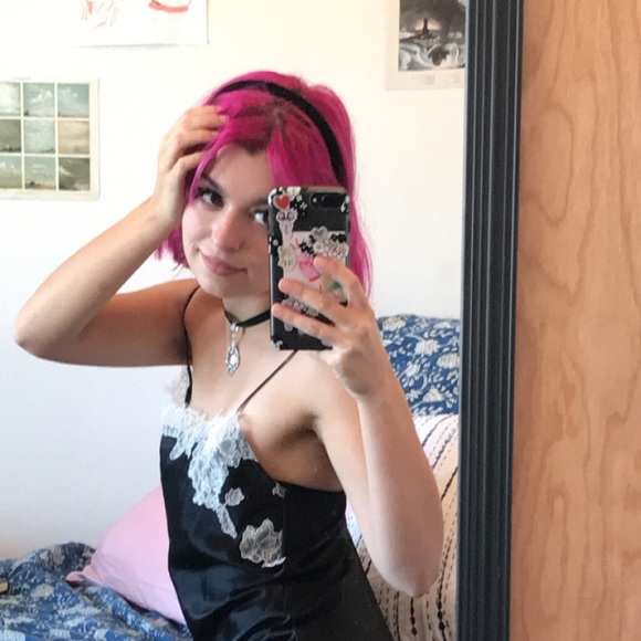 Meet your Posher, Darby - Picture 1 of 1